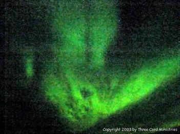 Baker-Lake-2003-Aurora1