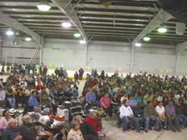 Baker-Lake-2003-crowds